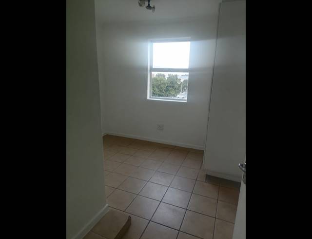 2 BEDROOM APARTMENT TO LET IN FAIRFIELD ESTATE